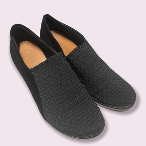- BM Bernie Mev Black Women’s Heels Shoes Sz 40(US 9)
